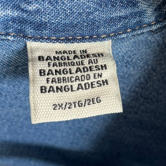 LEVI'S Essential Western Shirt Denim Medium Wash Button Down Women's 2X - Picture 9 of 15